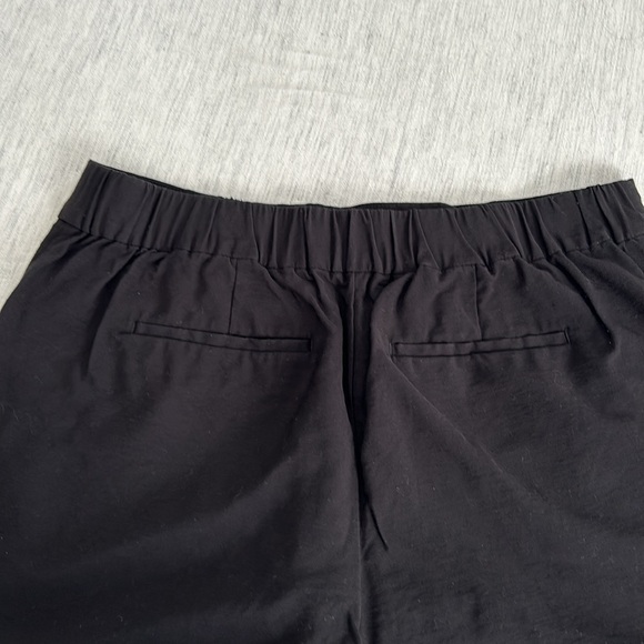 LOFT dress shorts - Picture 2 of 4